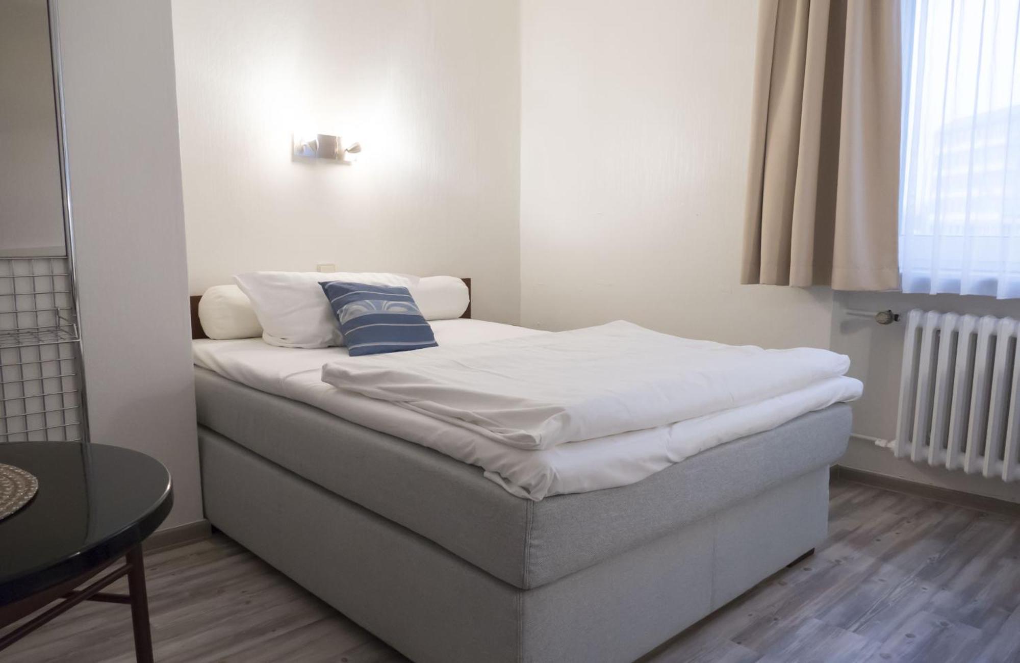 Hotel Excelsior Kassel Quarto foto